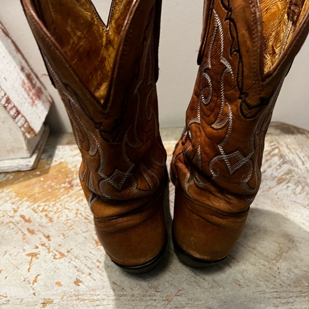 Tony Lama Two-Tone Tan and Dark Brown Western Heeled Cowboy Boots - Picture 6 of 14